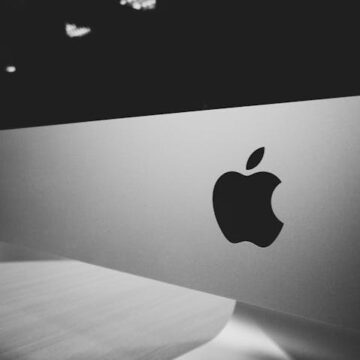 Apple logo representing the company’s 2025 AI strategy and next-gen vision
