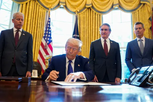 California Sets Rules for Cooperating with Feds
