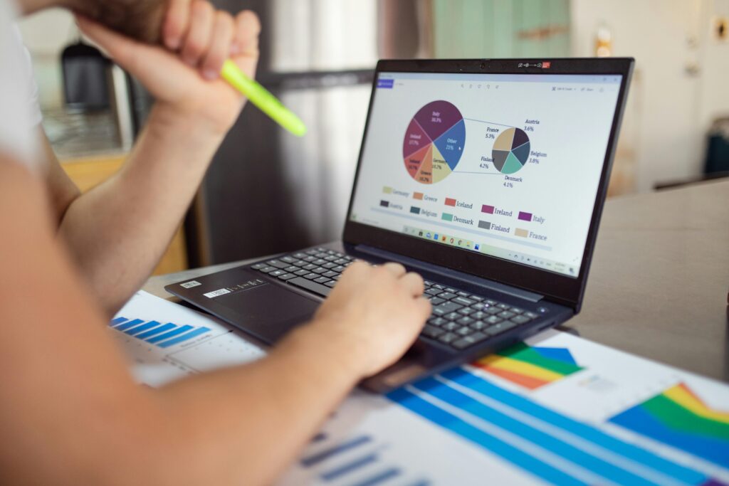 Charts showing how algorithm changes impact visibility.